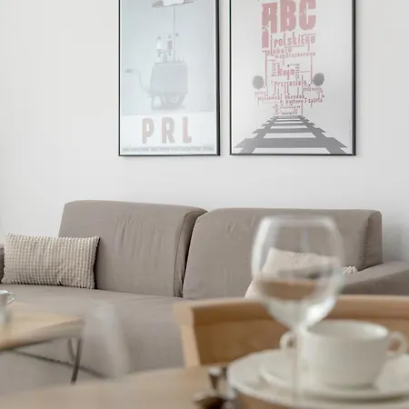 Beautiful White - Beige With Balcony In By Renters *