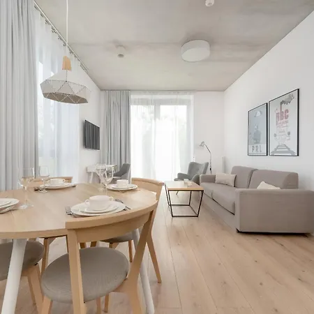Beautiful White - Beige With Balcony In By Renters *
