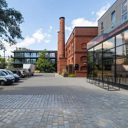 Beautiful White - Beige In By Renters * ורוצלב