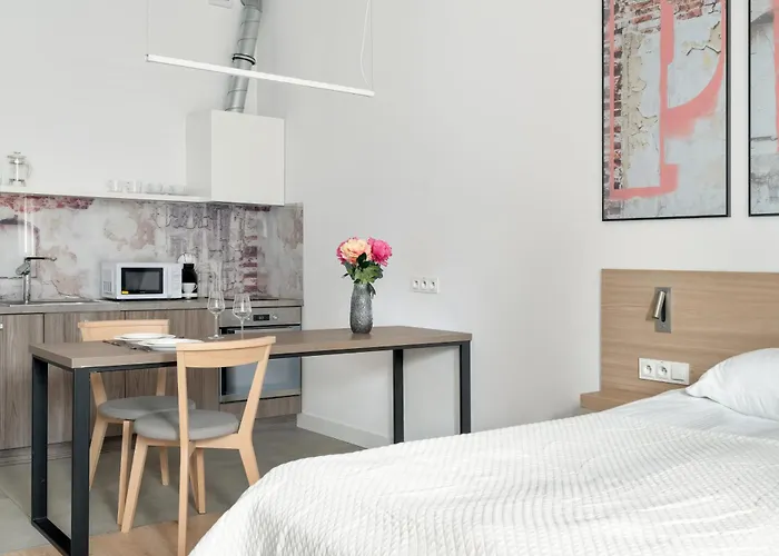 דירה Beautiful White - Beige In By Renters *